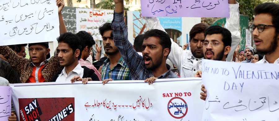 ​Sąd w stolicy Pakistanu Islamabadzie zakazał publicznych obchodów Walentynek. Uznał, że święto jest przejawem zepsutej kultury Zachodu.