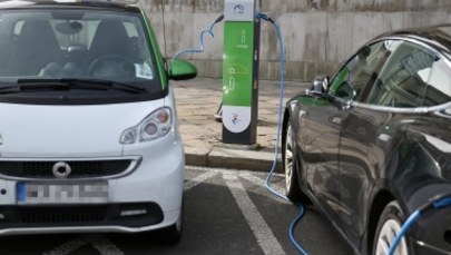 Będą obniżki cen prądu dla właścicieli aut elektrycznych