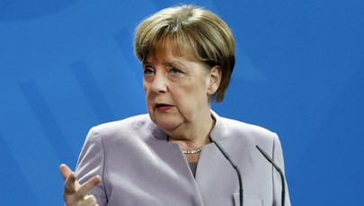 Merkel o rozwiązywaniu problemów, Pence o wsparciu dla NATO