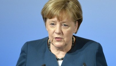 Angela Merkel i jej współpracownicy muszą ujawnić poufne rozmowy z dziennikarzami