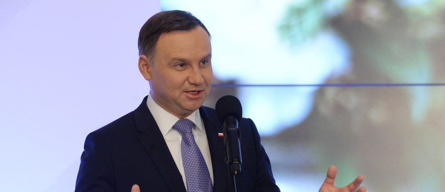 Prezydent Andrzej Duda podpisał nowelizację ustawy o swobodzie działalności gospodarczej. Nowela zakłada, że tworząc prawo będzie się badać wpływ przepisów na mikro, małe i średnie przedsiębiorstwa.