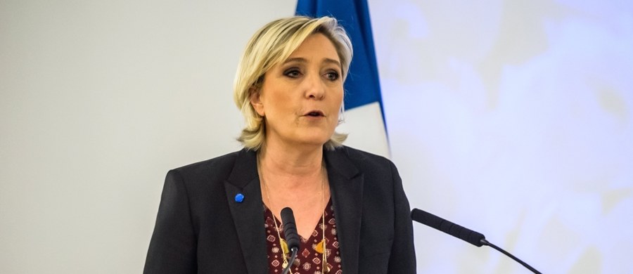​"Rosja będzie strażnikiem równowagi europejskiej przy odchodzeniu od globalizacji" - powiedziała liderka skrajnie prawicowego Frontu Narodowego Marine Le Pen, przedstawiając swój program polityki zagranicznej przed wyborami prezydenckimi we Francji.