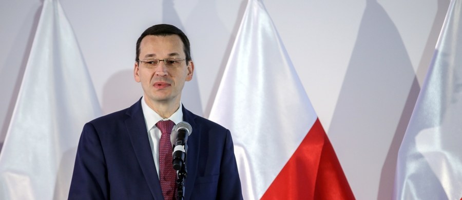 ​Wicepremier Mateusz Morawiecki rozmawiał dziś z minister gospodarki i energii Niemiec Brigitte Zypries. Wspólnie ustalili, że strony polska i niemiecka w sprawie potencjalnego przejęcia firmy Opel przez koncern PSA będą na bieżąco wymieniać się informacjami.