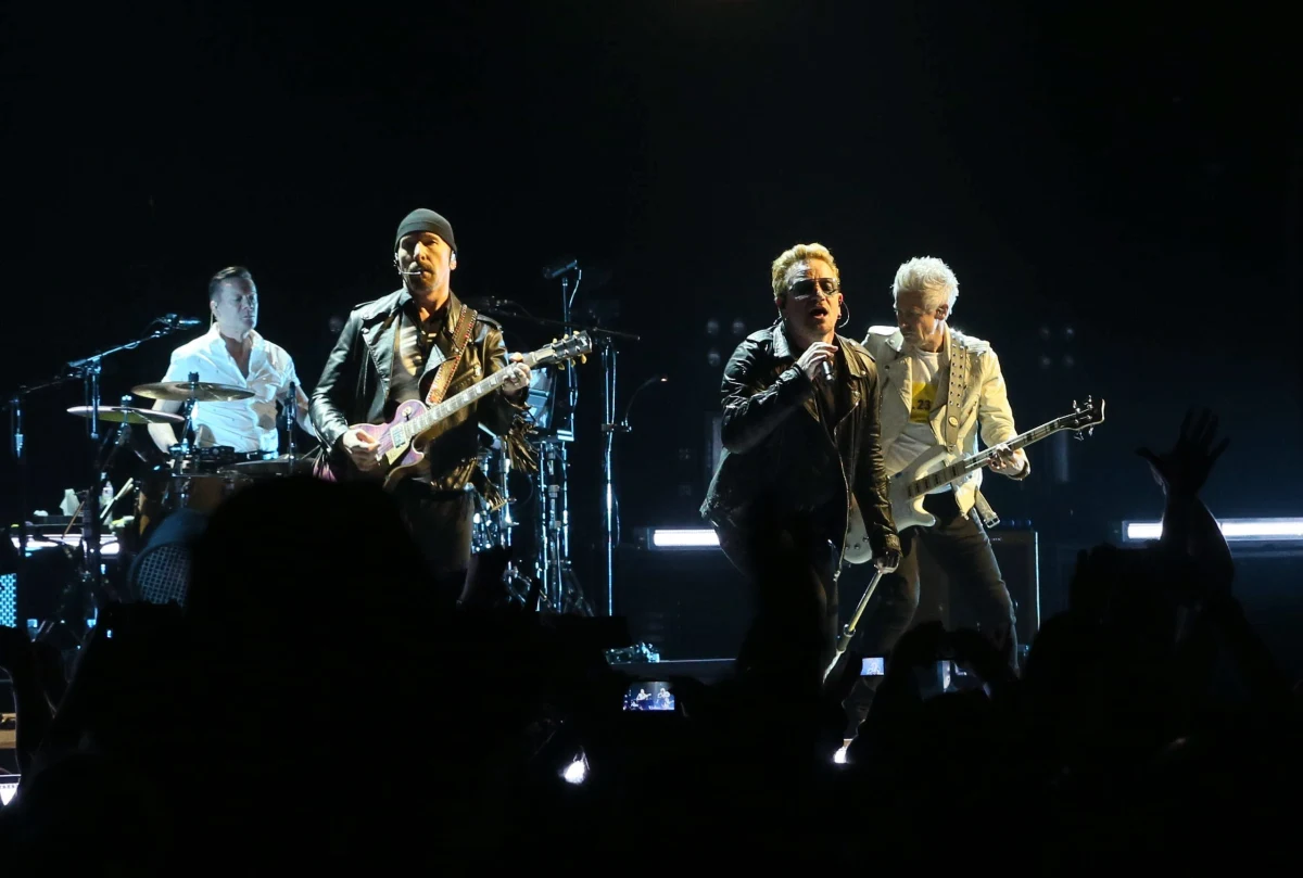 U2 w tarapatach? Artysta Paul Rose oskarża słynny zespół o kradzież utworu!