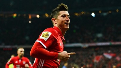 Robert Lewandowski wprowadził Bayern do półfinału Pucharu Niemiec: Dwa gole i asysta!