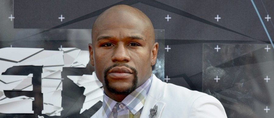 ​Były bokser Floyd Mayweather Jr. nie będzie miło wspominać 40. urodzin, które obchodził kilka dni temu na wystawnej imprezie w Los Angeles. W tym czasie doszło do włamania w jednej z jego posiadłości znajdującej się w Las Vegas - informują amerykańskie media. 