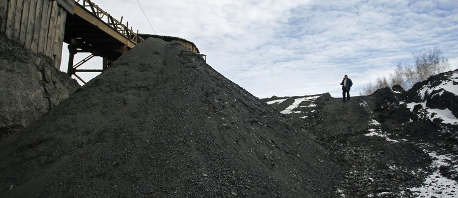 Wszyscy górnicy ukraińskiej kopalni Stiepowa we Lwowsko-Wołyńskim Zagłębiu Węglowym zostali ewakuowani na powierzchnię po czwartkowym wybuchu i zawale wyrobiska, które spowodowały 8 ofiar śmiertelnych - poinformowały ukraińskie służby ds. sytuacji nadzwyczajnych.