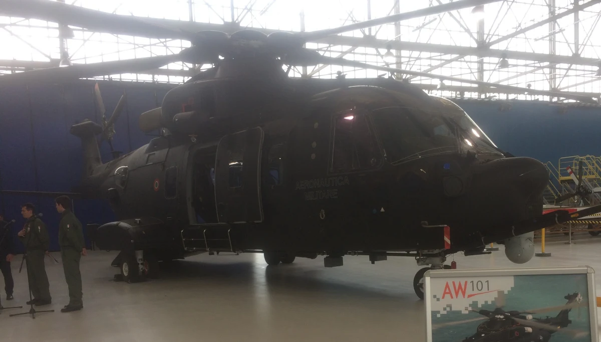 ​AW 101 - to najprawdopodobniej tę maszynę zgłosi PZL Świdnik do przetargu na śmigłowce dla polskiej armii. AW 101 jest przeznaczony do celów transportowych. W szczególności sprawdzony jest w warunkach morskich przy zwalczaniu okrętów podwodnych i misjach ratunkowych. Korzysta z niego m.in. Królewska Marynarka Wielkiej Brytanii.
