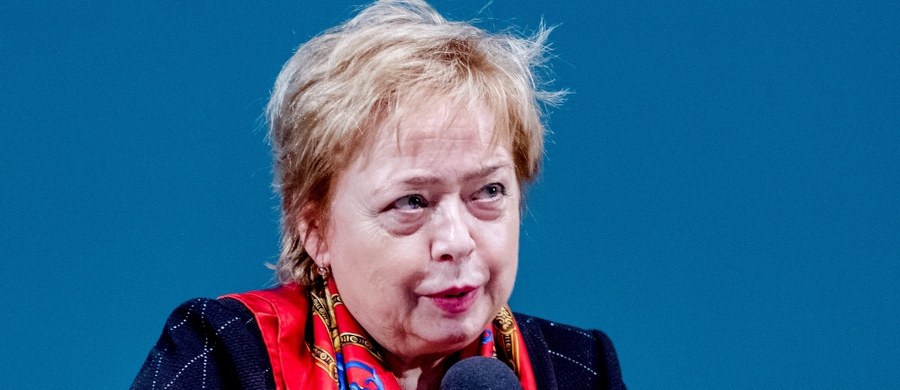 I prezes SN Małgorzata Gersdorf podczas otwarcia konferencji w Katowicach przypomniała, że bez władzy sądowniczej nie ma ochrony podstawowych praw i wolności obywatelskich. "Nadzwyczajna sytuacja wymaga nadzwyczajnych działań, myślę, że teraz mamy sytuację szczególną" - podkreśliła. Na stronie internetowej Trybunału Konstytucyjnego zamieszczono tymczasem wniosek grupy posłów PiS w sprawie przepisów, na podstawie których dokonywany jest wybór kandydatów na I prezesa Sądu Najwyższego.