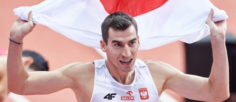 Rafał Omelko (AZS AWF Wrocław) wynikiem 46,08 poprawił rekord życiowy i wywalczył w Belgradzie srebrny medal halowych lekkoatletycznych mistrzostw Europy w biegu na 400 m. Najszybszy był Czech Pavel Maslak - 45,77.