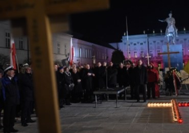 Na budowę pomników smoleńskich zebrano dotąd ponad 700 tys. zł