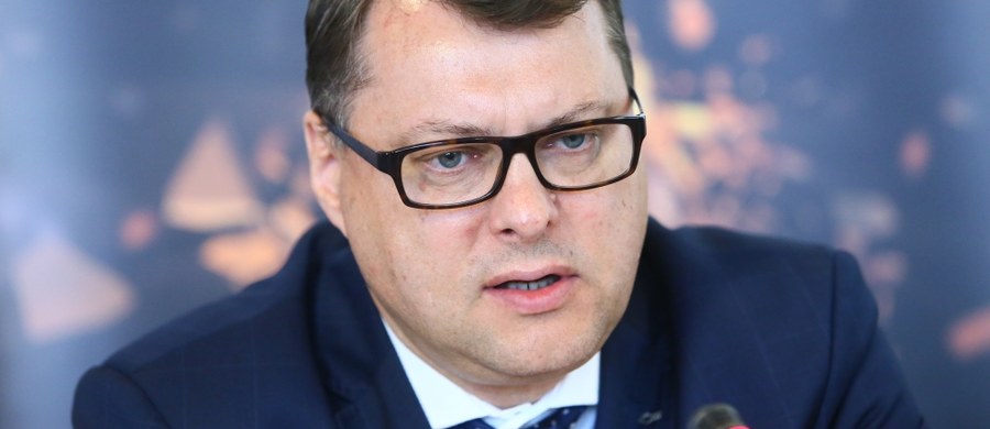 ​Rada nadzorcza Jastrzębskiej Spółki Węglowej odwołała prezesa Tomasza Gawlika i oddelegowała do czasowego pełnienia tej funkcji Daniela Ozona - podała spółka w komunikacie. Gawlik był prezesem JSW od połowy grudnia 2015 roku.