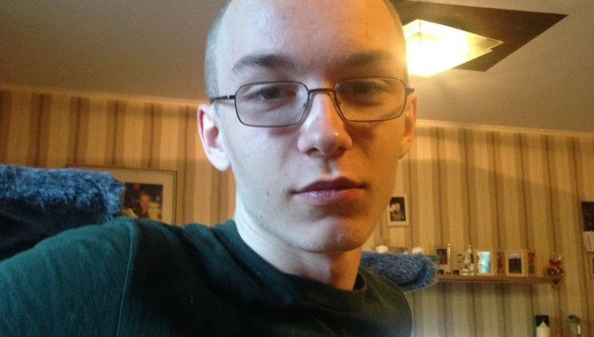 Obława za mordercą z internetu w Niemczech. Policja w Nadrenii Północnej-Westfalii poszukuje nastolatka, który prawdopodobnie zabił 9-letniego chłopca, a następnie pochwalił się morderstwem na opublikowanym w sieci filmie. 