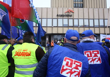 Spór płacowy i pikieta w koncernie hutniczym ArcelorMittal Poland