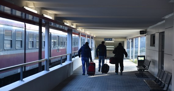 Szybsza podróż z Katowic do Krakowa oraz zastępcza komunikacja autobusowa między Białymstokiem a Bielskiem Podlaskim. To główne zmiany w nowym rozkładzie jazdy PKP, który zacznie obowiązywać najbliższej nocy.