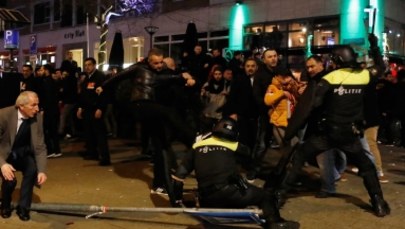 Starcia policji z protestującymi przed tureckim konsulatem. Są areszty