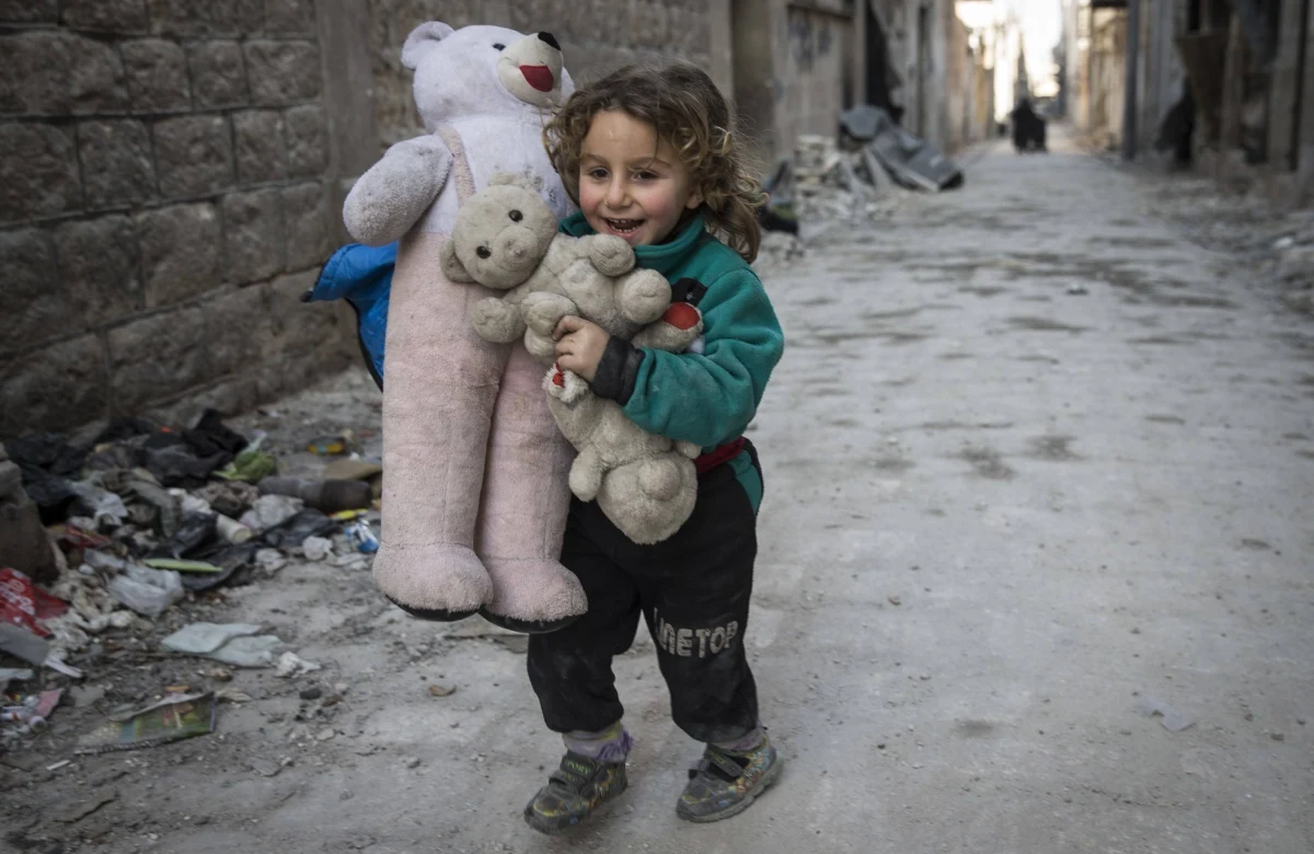 Co najmniej 652 dzieci zostało zabitych w Syrii w 2016 r. – podaje Fundusz Narodów Zjednoczonych na Rzecz Dzieci UNICEF. To czyni ten rok jak dotąd najgorszym dla dorastającego pokolenia w tym kraju.