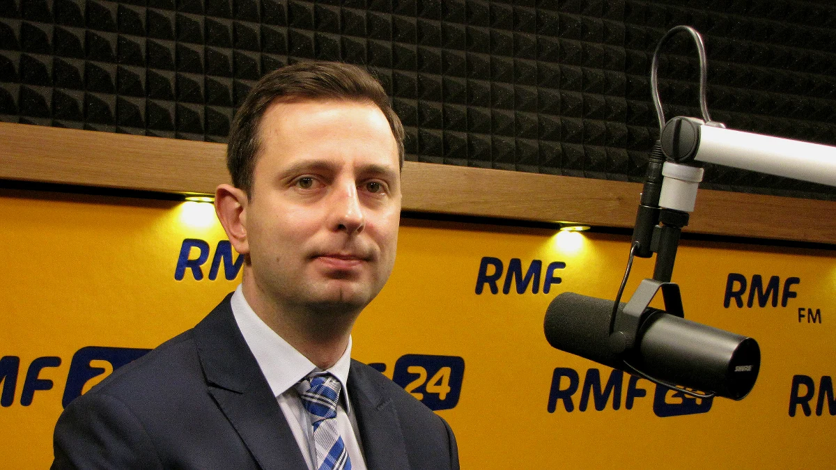 „Ktoś z polskiego rządu powinien przedstawić plusy i minusy porozumienia CETA. Bronię polskiej zdrowej żywności” - mówi gość Porannej rozmowy w RMF FM Władysław Kosiniak - Kamysz. Szef ludowców pytany, czy czytał porozumienie Unia-Kanada, które  razem z załącznikami liczy około 1600 stron odpowiada: czytałem ekspertyzy. „Pytanie, czy pani premier czytała” - podkreśla. „Porozumienie CETA oznacza, że zaleje nas zła żywność z Kanady. Nasza jest najlepsza na świecie. Nie równajmy do najgorszych” – dodaje szef PSL.  „Uważam, że nie będzie już żadnej nowej ustawy aborcyjnej w tym Sejmie. Wartością dzisiaj jest ochrona życia. Tylko zachowanie kompromisu aborcyjnego do tego prowadzi” – mówi gość Porannej rozmowy w RMF FM. 