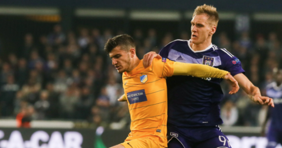 RSC Anderlecht, z Łukaszem Teodorczykiem w składzie, po raz drugi pokonał APOEL Nikozja 1:0 i awansował do ćwierćfinału piłkarskiej Ligi Europejskiej. Dalej zagrają także m.in. Manchester United, Ajax Amsterdam i Olympique Lyon, który wyeliminował Romę.