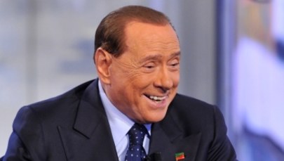 Kobieta zje obiad z Berlusconim. Ten posiłek będzie ją sporo kosztować