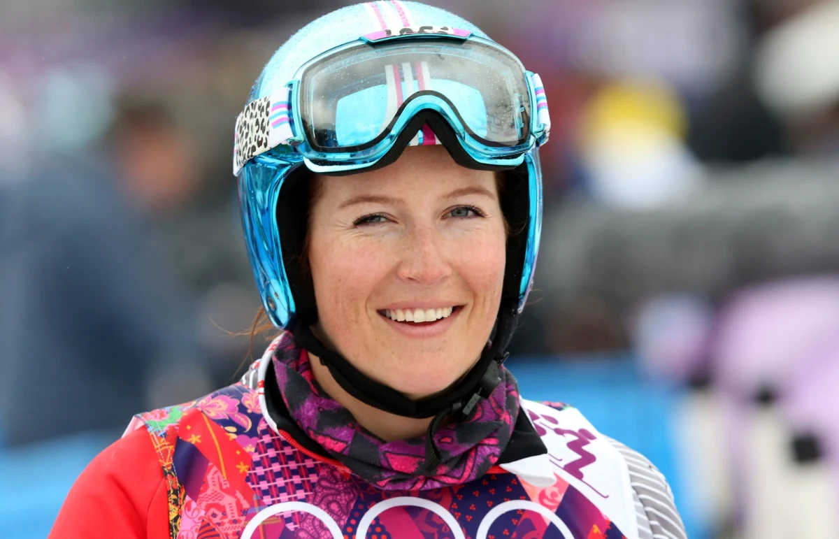 Karolina Riemen-Żerebecka (AZS AWF Katowice) ma uraz głowy i jest utrzymywana w śpiączce farmakologicznej po wypadku na treningu skicrossu przed mistrzostwami świata w narciarstwie dowolnym w hiszpańskiej Sierra Nevadzie. 28-latka przebywa w szpitalu w Grenadzie.