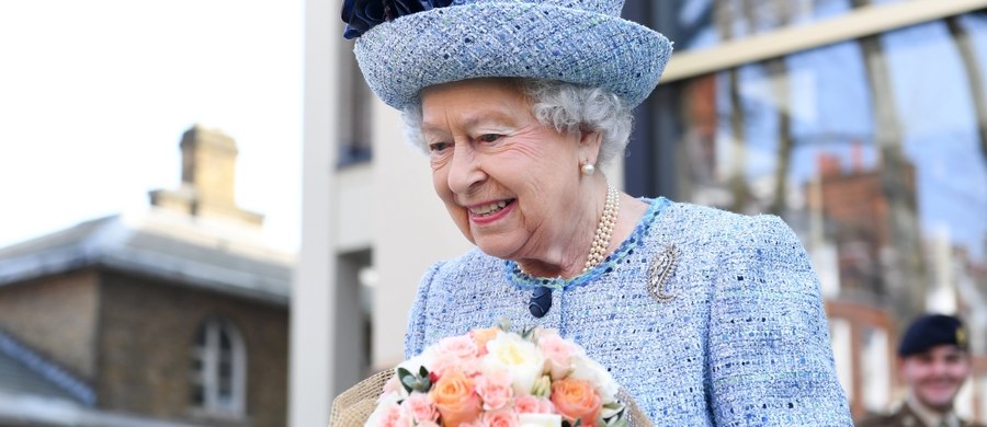 Brytyjski dziennik "The Guardian" opublikował szczegóły tajnego planu przygotowań na wypadek śmierci królowej Elżbiety II. Według informacji gazety, szczegółowe instrukcje regulują niemal każdą godzinę po odejściu monarchini.