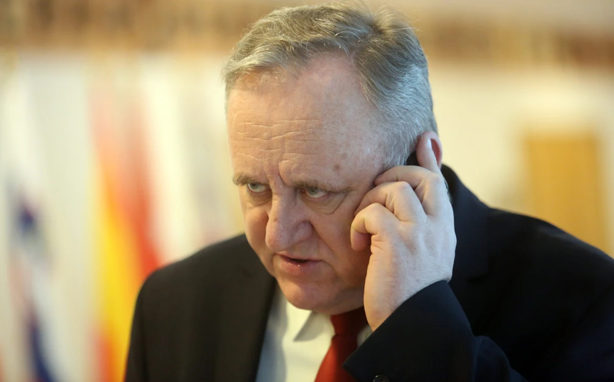 Generał Bogusław Pacek, były rektor Akademii Obrony Narodowej w ostrych słowach skomentował w sieci ostatnie odejścia wysokich rangą wojskowych. Podkreślił, że ta sytuacja może mieć katastrofalne skutki. 