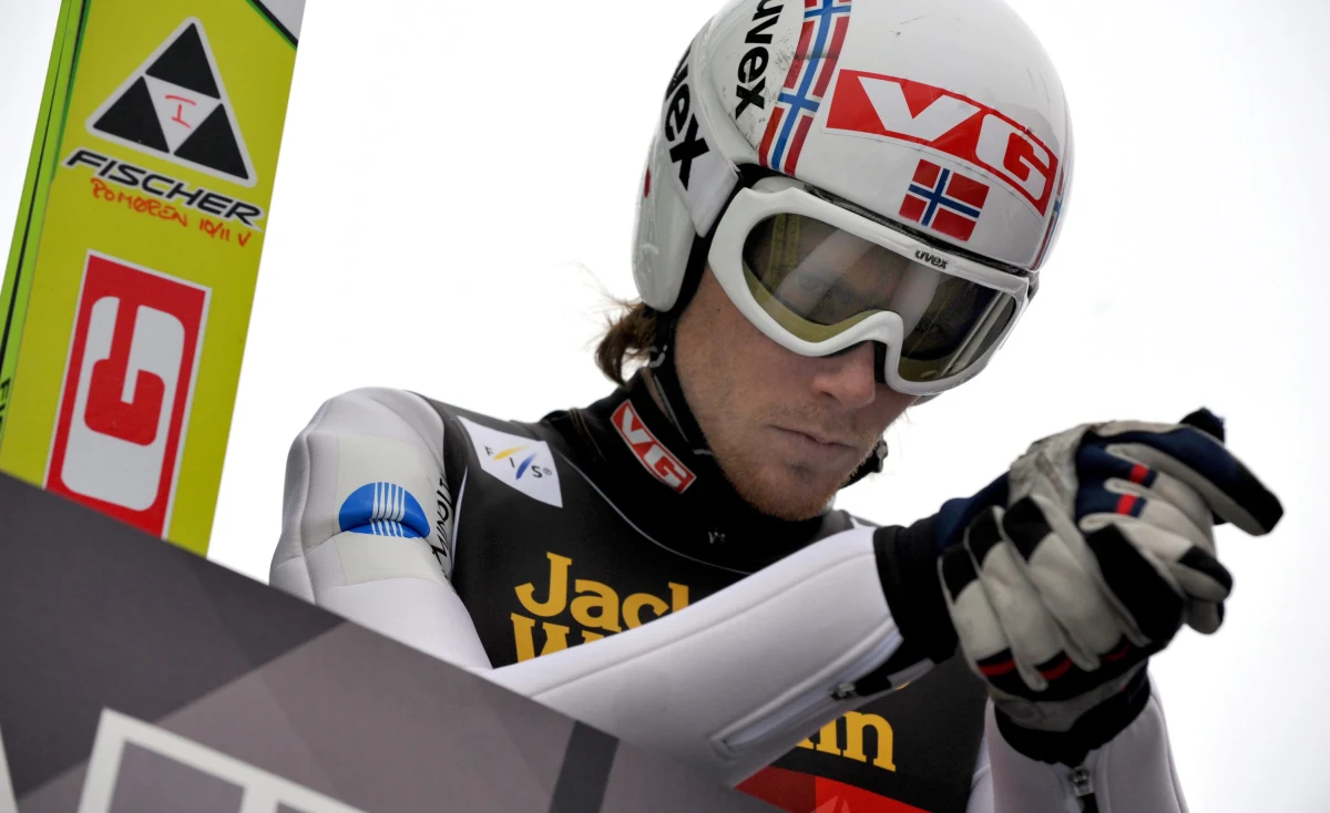 Bjoern Einar Romoeren, dwukrotny mistrz świata w lotach narciarskich i były rekordzista w długości skoku, stracił w niedzielę prawo jazdy. Powodem było zbyt huczne świętowanie przez niego sobotniego konkursu w Vikersund, gdzie padły kolejne rekordy.