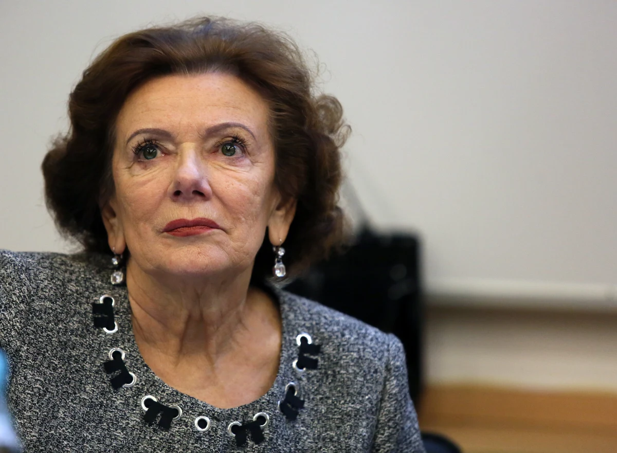 Rządowe propozycje zmian w sądach i projekt ustawy o Krajowej Radzie Sądownictwa są nie do przyjęcia - uważają sędziowie, którzy zgromadzili się dziś w Warszawie. To nie pierwszy taki głos, tym razem w wydaniu obradującego właśnie Zebrania Przedstawicieli Sędziów Sądów Apelacyjnych i Sędziów Okręgów. Dziennikarz RMF FM Tomasz Skory rozmawiał o tym z Ireną Kamińską - sędzią Naczelnego Sądu Administracyjnego. 