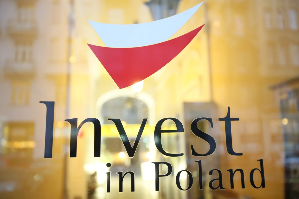 ​Wartość napływających do Polski inwestycji, ich liczba oraz tworzonych dzięki nim miejsc pracy wzrosła o około 5 proc., a rok 2016 był pod tym względem rokiem rekordowym - powiedział prezes Polskiej Agencji Inwestycji i Handlu Tomasz Pisula.