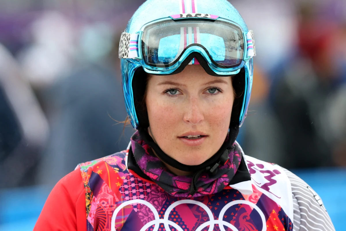 Karolina Riemen-Żerebecka nadal utrzymywana jest w śpiączce farmakologicznej w szpitalu w Grenadzie. 28-latka miała wypadek na treningu skicrossu przed mistrzostwami świata w narciarstwie dowolnym w hiszpańskiej Sierra Nevadzie.