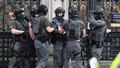 Zamach w Londynie: Na tych filmach widać moment ataku i chwile tuż po nim...