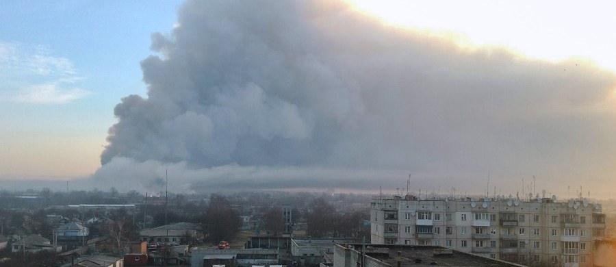​Pożar w największych na Ukrainie składach amunicji w pobliżu miasta Bałaklija w obwodzie charkowskim, na wschodzie kraju, został ugaszony - oświadczył wiceminister obrony Ukrainy Ihor Pawłowski.