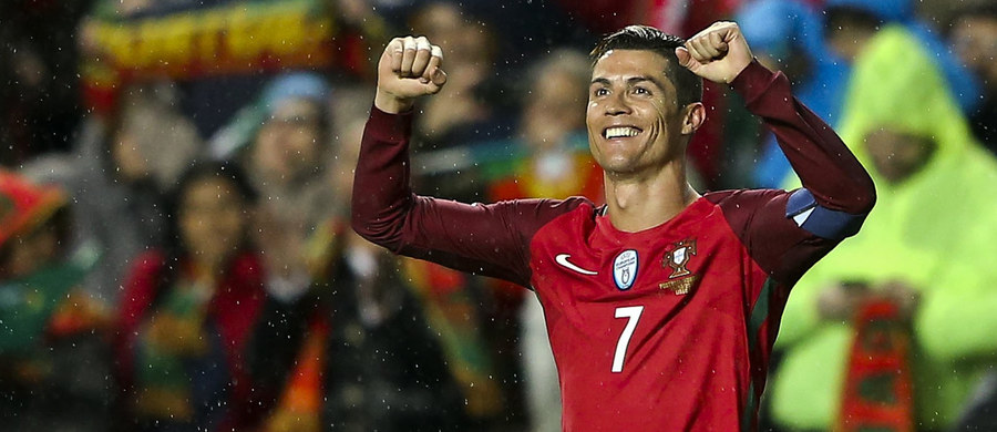 Portugalczyk Cristiano Ronaldo jest piętnastym piłkarzem w historii, który zdobył w meczu reprezentacji co najmniej 70 bramek. W Lizbonie strzelił gole numer 69 i 70 w spotkaniu eliminacji mistrzostw świata z Węgrami (3:0).