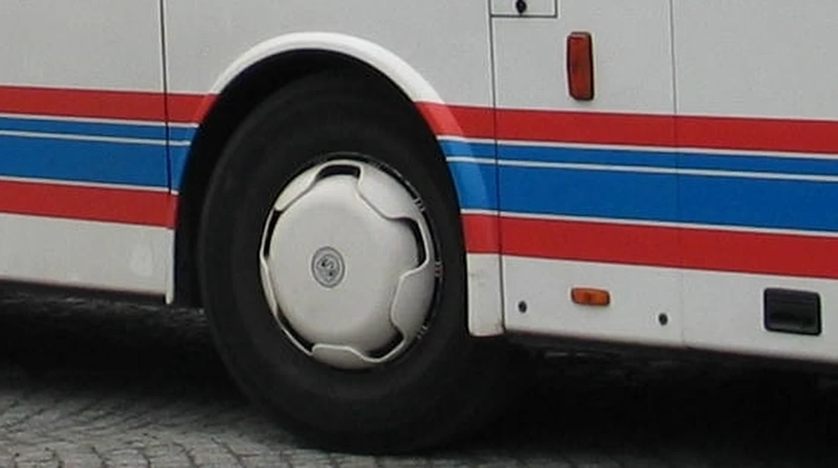 16 pasażerów niemieckiego autokaru zostało rannych w wyniku zderzenia pojazdu z tirem na północy Włoch. Do wypadku doszło na obwodnicy w rejonie Bolonii.