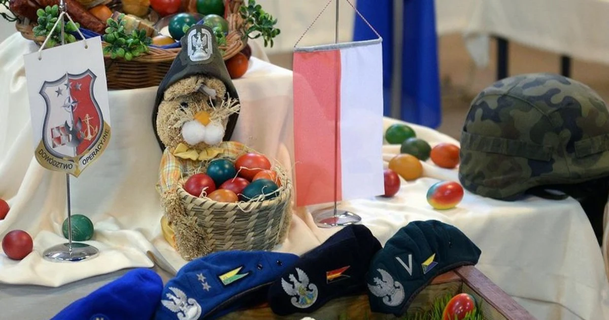 „Bezpieczeństwo kraju nie jest dane raz na zawsze. Trzeba o nie zabiegać i to nie tylko na terenie kraju, ale również w jego sąsiedztwie. Stąd wasza obecność tutaj”  – powiedziała Ewa Kopacz do żołnierzy pełniących misję w ramach Polskiego Kontyngentu Wojskowego KFOR w Kosowie. Premier, ministrowie obrony i spraw wewnętrznych w czwartek odwiedzili polskich żołnierzy i policjantów służących na misjach NATO i Unii Europejskiej w Kosowie. 