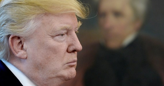 Donald Trump zapowiedział kampanię przeciwko wyborowi na następną kadencję republikanów z tzw. grupy wolności (Freedom Caucus). Tym samym prezydent Stanów Zjednoczonych ogłosił więc, że planuje zemstę za to, że grupa nie poparła jego projektu ustawy o reformie opieki medycznej.