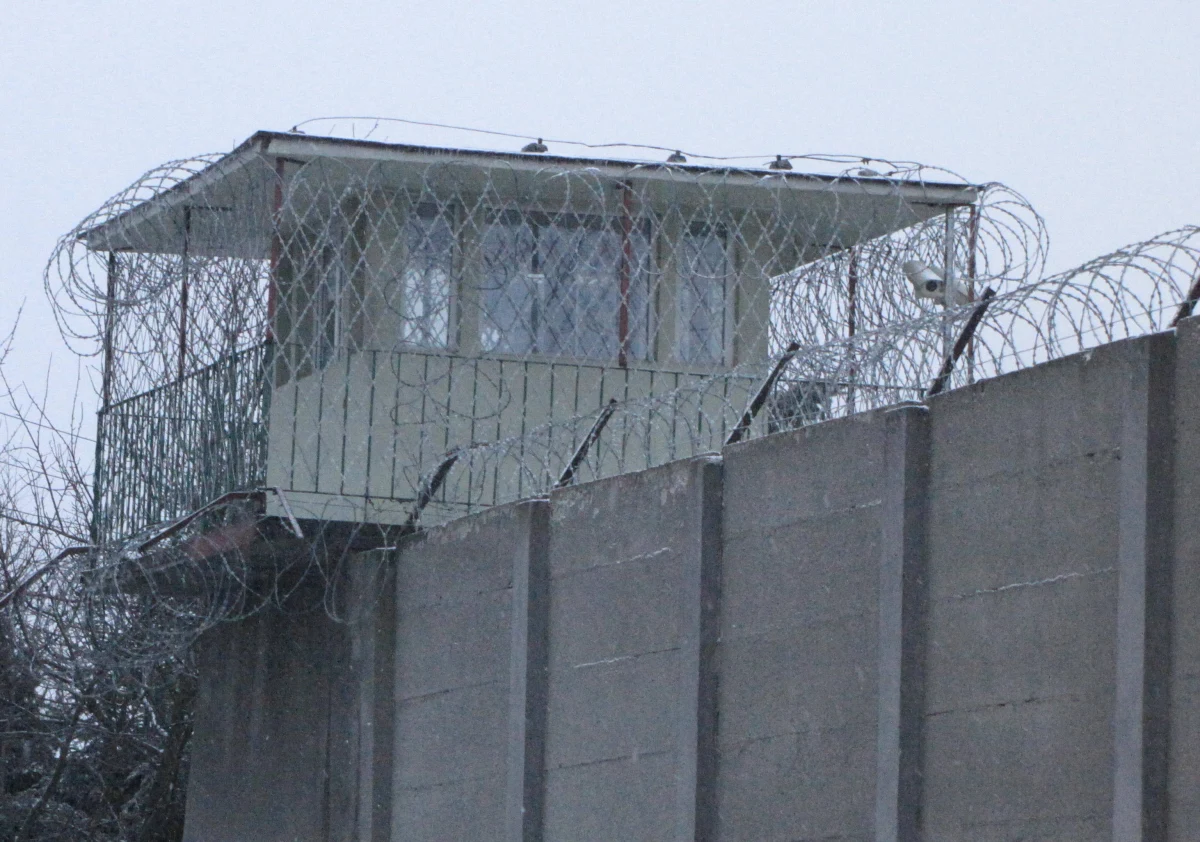 Sąd w Sao Paulo nakazał wykonanie wyroku 12 lat i 10 miesięcy więzienia orzeczonego wobec Edinho, syna legendarnego brazylijskiego piłkarza Pelego, za handel narkotykami i pranie brudnych pieniędzy. 46-latek ma trafić do zakładu karnego w przyszłym tygodniu.