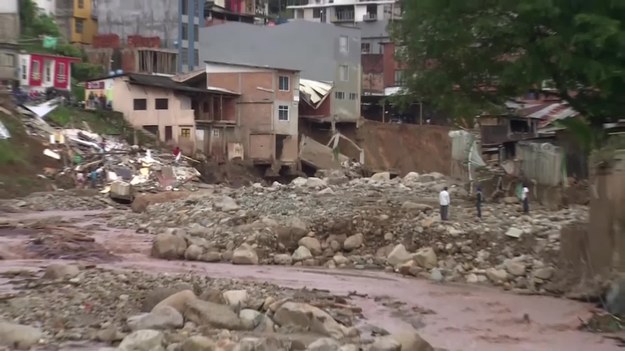 Do 254 wzrosła liczba ofiar śmiertelnych gigantycznej lawiny błotnej, która zeszła na miasto Mocoa na południowym zachodzie Kolumbii - poinformował w niedzielę wieczorem czasu lokalnego prezydent kraju Juan Manuel Santos Calderon.