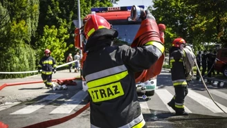 RMF: Wybuch w domu wielorodzinnym w Sikorzu. Dwie osoby ciężko ranne