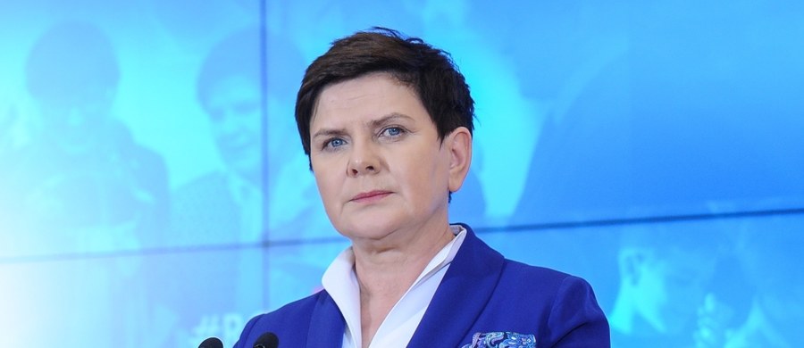 ​Premier Beata Szydło w związku z działaniami USA w Syrii spotka się z szefem MSZ Witoldem Waszczykowskim i szefem MON Antonim Macierewiczem. Będzie także rozmawiała z prezydentem Andrzejem Dudą - zapowiedział rzecznik rządu Rafał Bochenek.