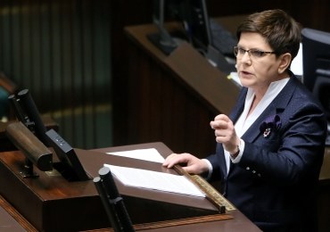 Szydło odpowiada PO: My podejmujemy decyzje w KPRM - wy na śmietnikach i cmentarzach