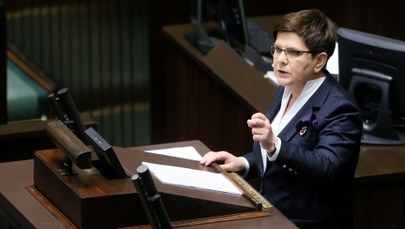 Szydło odpowiada PO: My podejmujemy decyzje w KPRM - wy na śmietnikach i cmentarzach