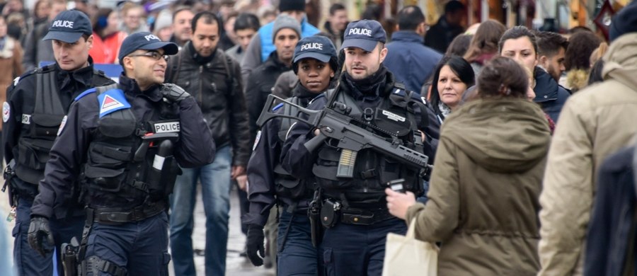 Francuscy policjanci domagają się prawa do noszenia kominiarek w czasie patrolowania ulic. Zależy im zwłaszcza na tym, by mogli to robić w imigranckich gettach. 