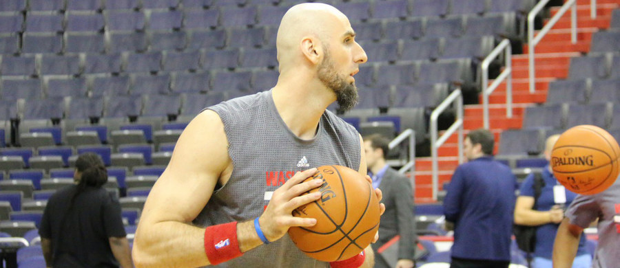 Marcin Gortat zdobył 16 punktów, a jego Washington Wizards w ostatnim meczu sezonu zasadniczego koszykarskiej ligi NBA ulegli na wyjeździe Miami Heat 102:110. "Czarodzieje" z bilansem 49 zwycięstw oraz 33 porażek zajęli 4. miejsce w Konferencji Wschodniej.