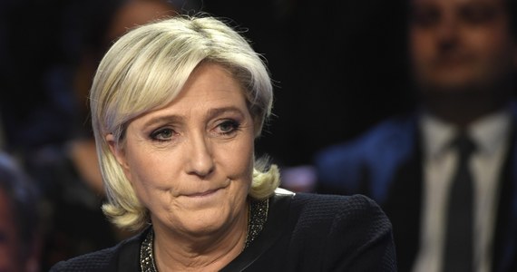 ​Francuski wymiar sprawiedliwości zwrócił się pod koniec marca do Parlamentu Europejskiego o zniesienie immunitetu Marine Le Pen w związku ze śledztwem w sprawie fikcyjnego zatrudnienia jej współpracowników z budżetu PE - poinformowały w piątek źródła sądowe.