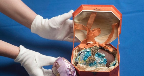 Dwa czekoladowe jajka wystawiono w muzeum w York, na północy Anglii. Oba mają ponad 90 lat. 