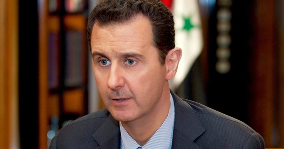 ​W związku z reakcją reżimu w Damaszku, który oskarżenie o dokonanie przezeń ataku chemicznego na miasto Chan Szajchun nazwał historią wymyśloną w stu procentach, Francja oskarżyła prezydenta Syrii Baszara al-Asada o "stuprocentowy cynizm".
