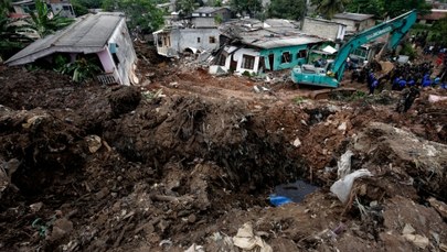 W stolicy Sri Lanki osunęła się gigantyczna góra śmieci. Zabiła kilkunastu ludzi