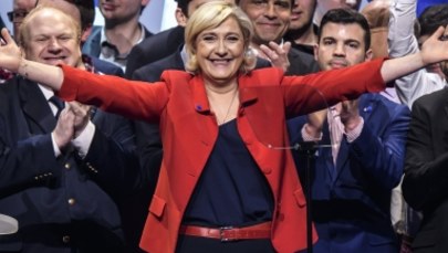 Obietnice Le Pen: "Walka z potopem imigrantów" i "wydobycie Francji z więzienia UE"